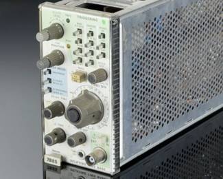 Tektronix 7B85 Delaying Time Base Oscilloscope Plug-In Vintage Test Equipment