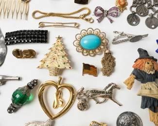 Bulk Lot 50 Vintage Costume Jewelry Pendants Pins Brooches Collection