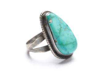 Vintage Native American Turquoise Silver Ring - Size 8.25 - Unmarked