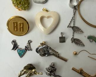 Large Lot Vintage Costume Jewelry Pins Pendants Coins Novelty Collectibles