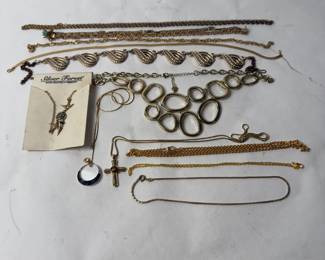 Costume Jewelry Necklace Lot, Gold Tone, Mixed Styles, 11 Pcs, Wear