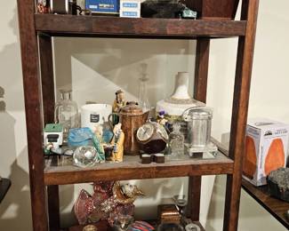 More small items, items sold separately.