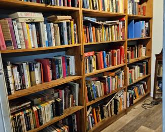 Selection of books, $ 2 to $ 20, items sold separately.