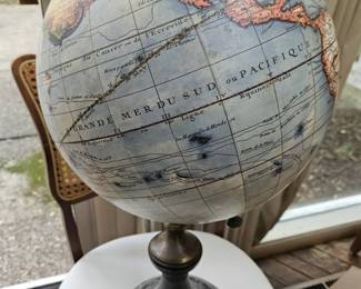 French Globe