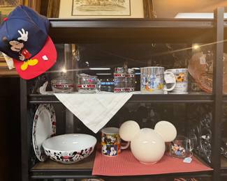 WALT DISNEY vintage memorabilia