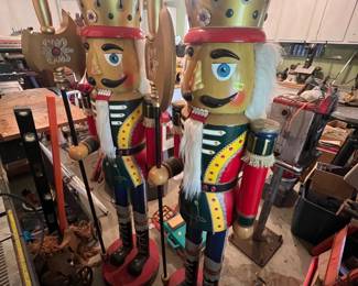 LARGE CHRISTMAS NUTCRACKERS