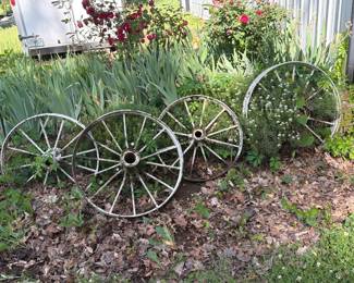 WAGON WHEEL LOT