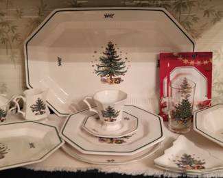 Vintage Nikko Christmastime 