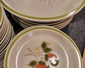 Vintage Spring Collection Strawberry Patch Stoneware