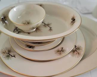 Lenox Pine Dishes