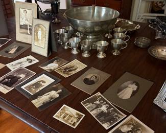 Beautiful photos of the 4 generations that lived in the home 