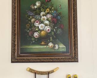 Massive oil painting that will be the showpiece of any classic room 