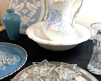 Wash basin + water pitcher, glass candle holders