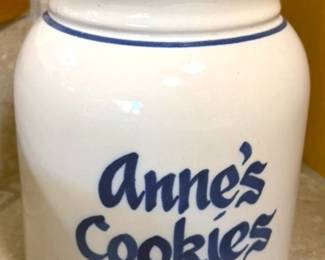 Cookie jar