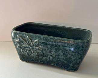032 rectangulargreenceramicplanter