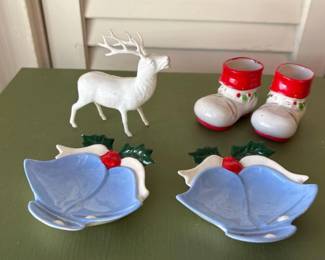 209 vintageholidaydecorsetbluebelldish