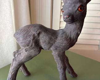 038 vintageplasterdeerfigurinewithredg
