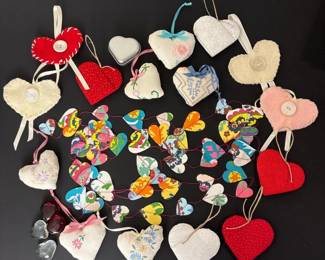 183 valentinesdayheartdecorlothandmade