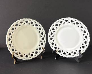 268 pairofvintagemilkglasslaceedgepla