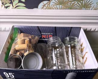 101 lotof4vintageatlasmasonjarswitha