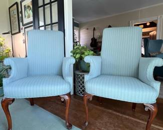 337 pairofqueenannestyleupholsteredarm