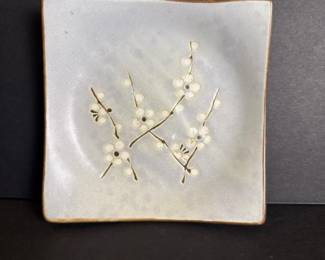 176 japanesestylesquareceramicplateblos