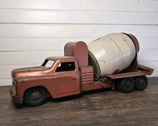 103 vintagestructoreadymixconcretemixer