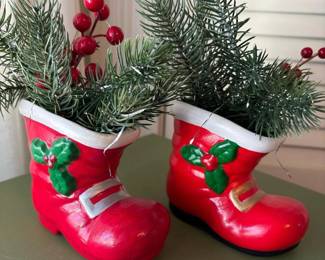 040 pairofhandpaintedceramicchristmasb