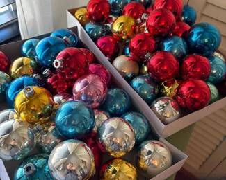 049 twoboxesofglasschristmasornamentss