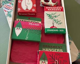 044 vintagedoublglochristmasornamenthan