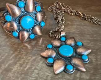 294 vintagesolidcopperfauxturquoisesout