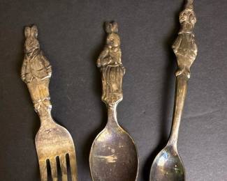 162 royaldoultonbunnykins3piecefigural