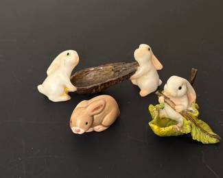 186 miniaturebunnyfigurineset4handpain