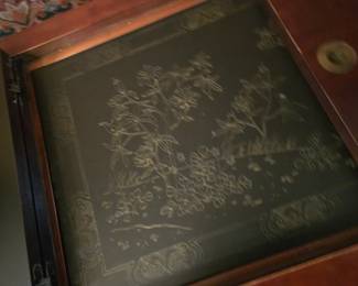 Oriental server/ bar