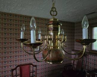 Oriental chandelier 