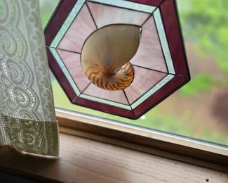 Stain glass with shell