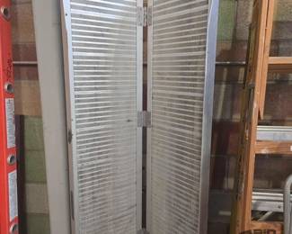 4054  Vehicle Loading Ramp