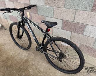 40  Mongoose Excursion Mountain Bike