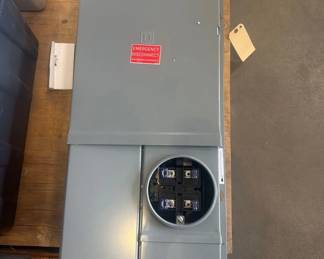 5078  Square D 225A Electrical Panel