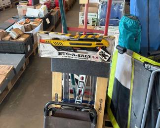 5112  Hand Trucks, Furniture Dolly, BugASalt, Level, Folding Chair