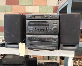 3024  Philco CD PlayerStereo