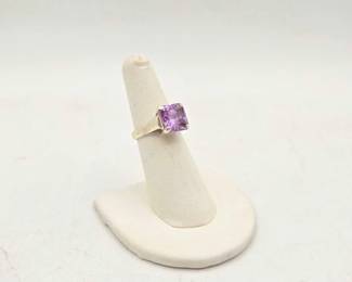 922  Sterling Silver Ring with SemiPrecious Stones, 4.6g