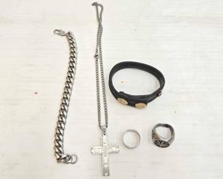 1018  Costume Jewelry