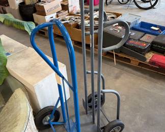 6144  2 Hand Trucks