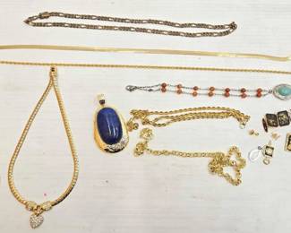 1026  Costume Jewelry