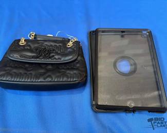 6308  Juicy Couture Purse and Tablet Case