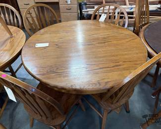 6050  Dining Table and 4 Chairs