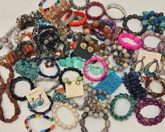 1054  Costume Jewelry