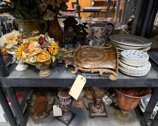 6226  Decorative Vases and Plates