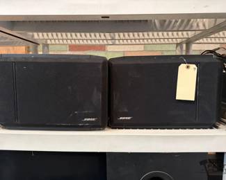 3014  2 Bose Speakers